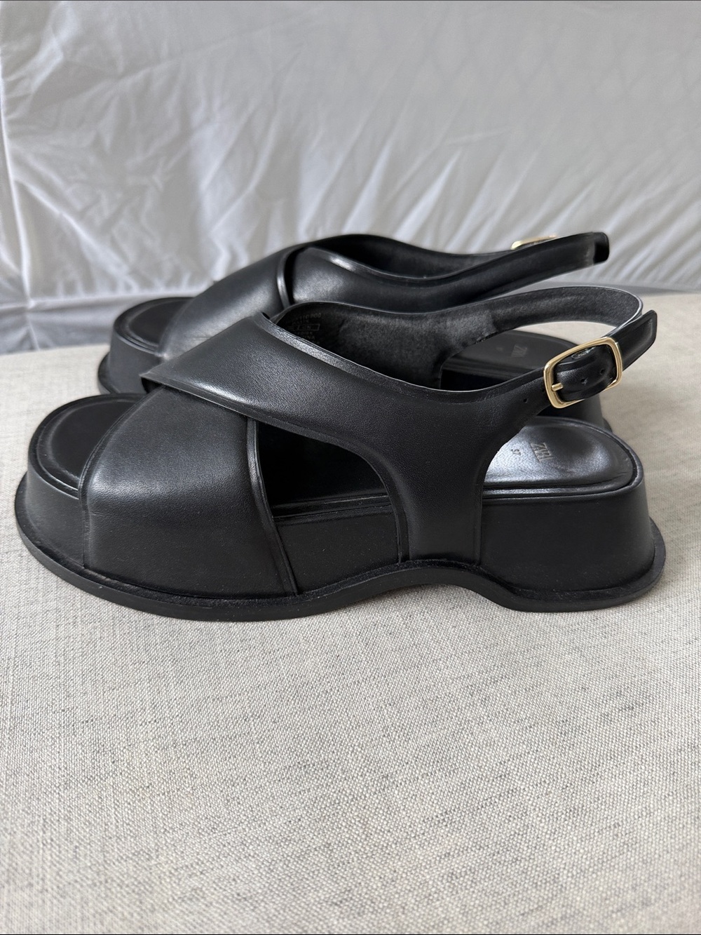 Zara Black 100% Leather Crisscross Slingback Sandals with Gold Buckles - Picture 3 of 9